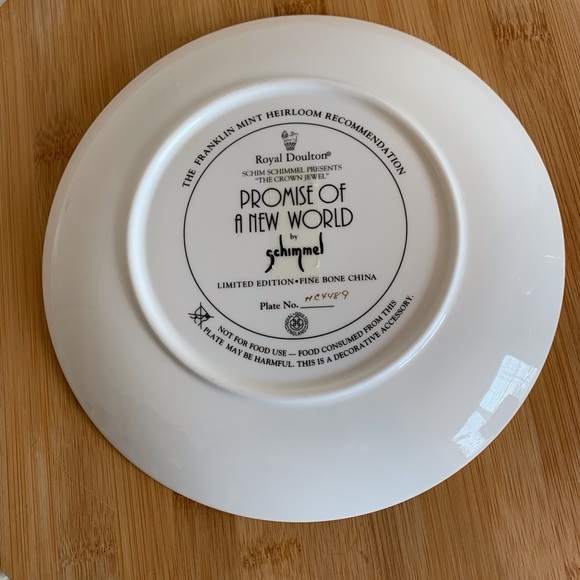 Franklin Mint “Promise Of A New World” - Picture 3 of 6